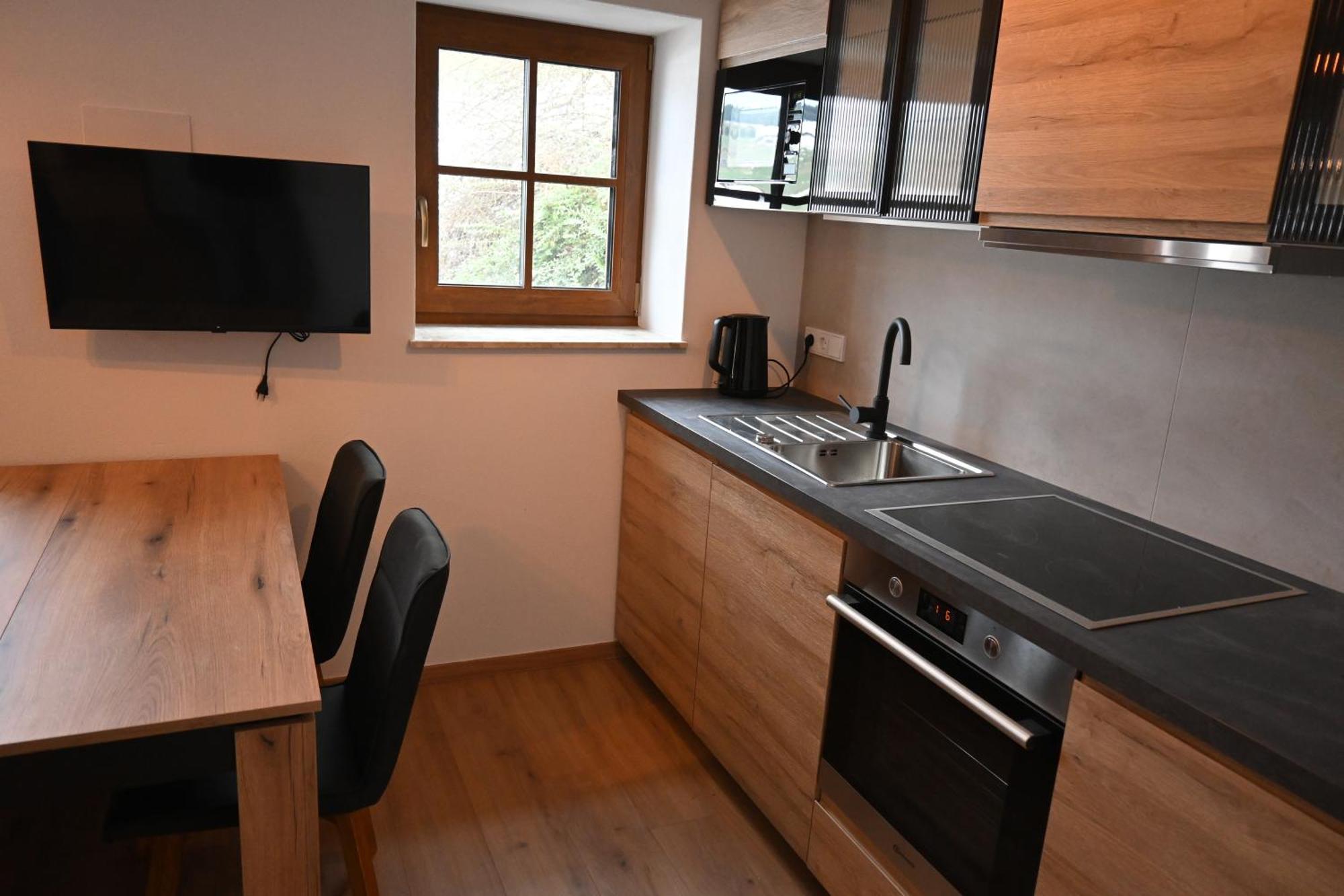 Nicky Apartments And Studios 니데라우 외부 사진