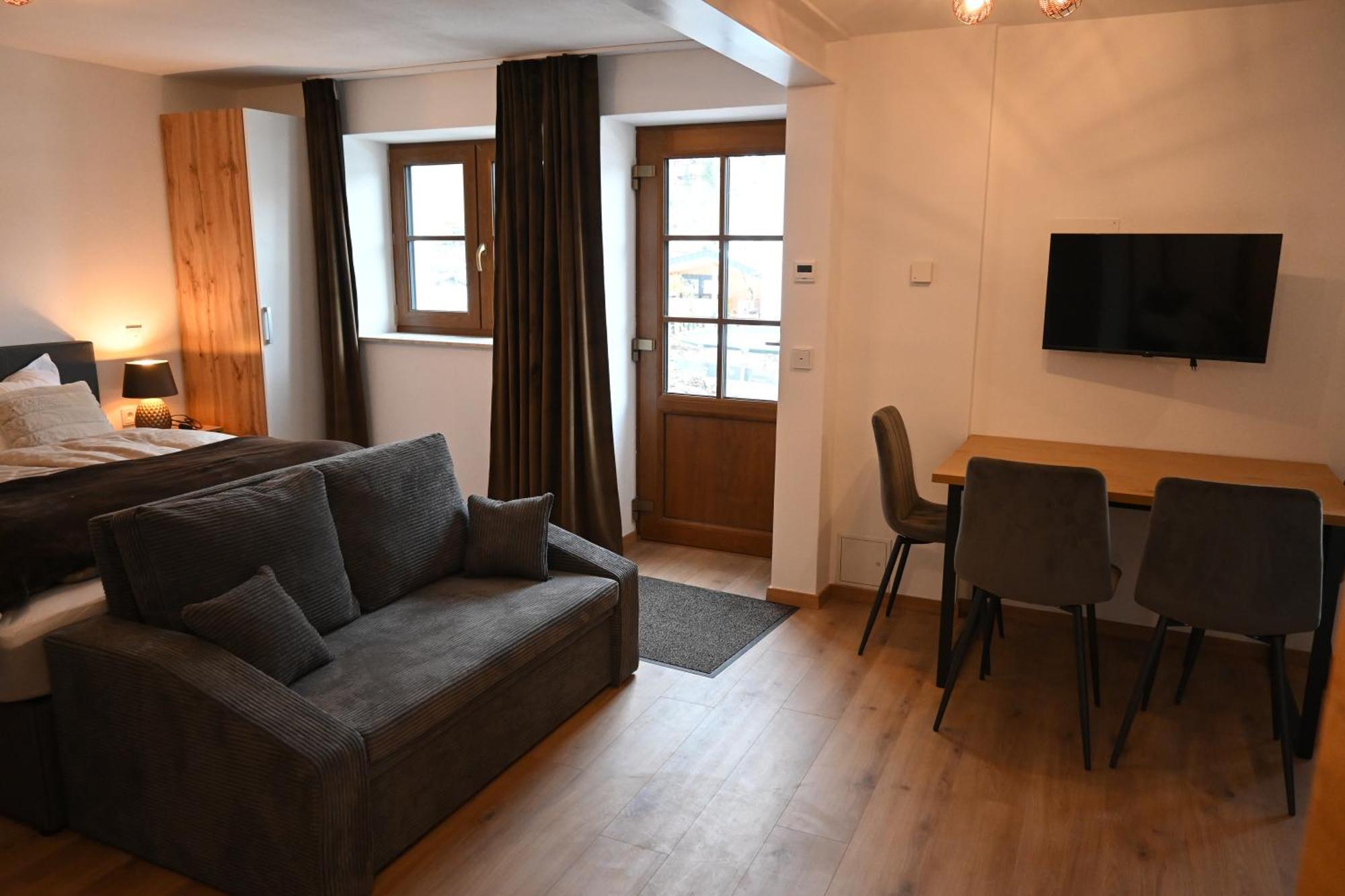 Nicky Apartments And Studios 니데라우 외부 사진