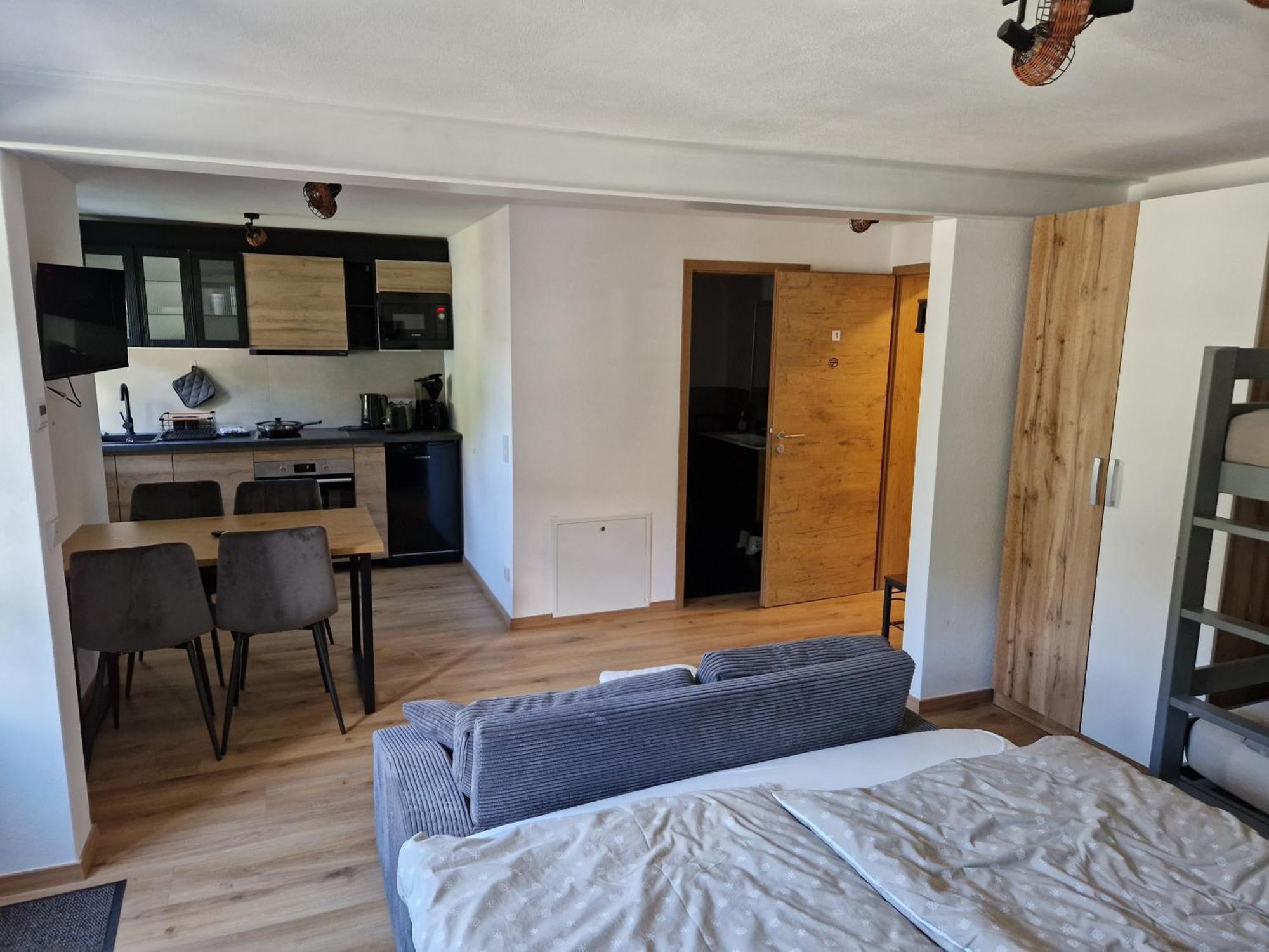 Nicky Apartments And Studios 니데라우 외부 사진