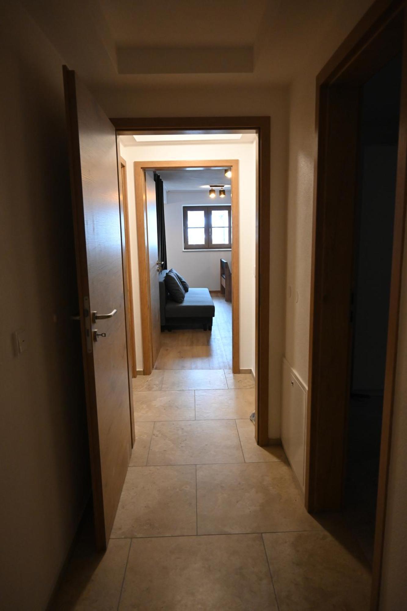 Nicky Apartments And Studios 니데라우 외부 사진
